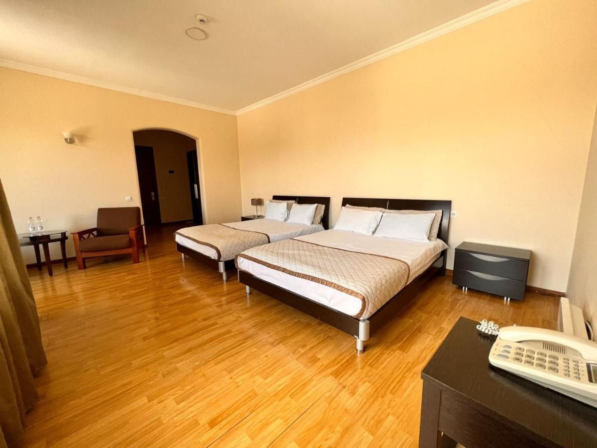 Hotel Beaumonde Garden Tbilisi Exterior foto
