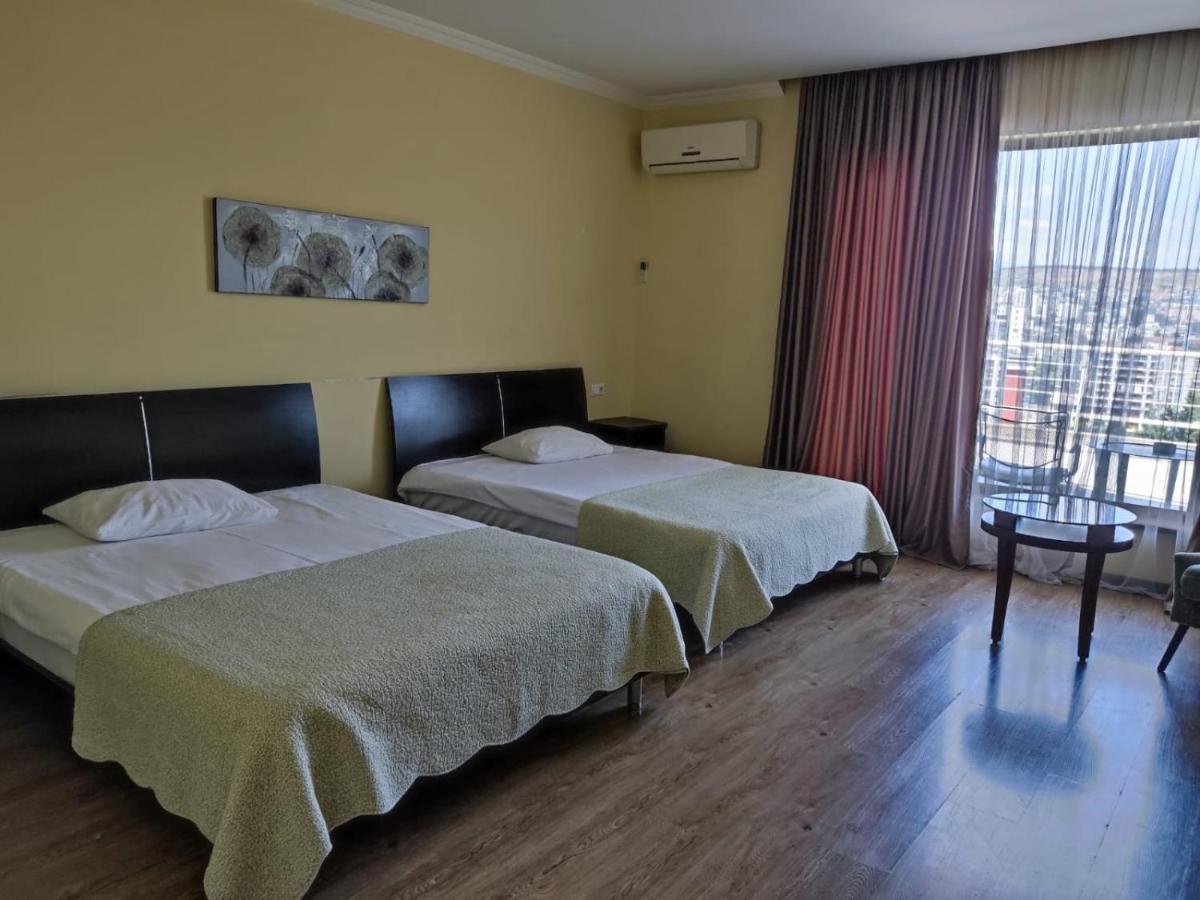 Hotel Beaumonde Garden Tbilisi Exterior foto