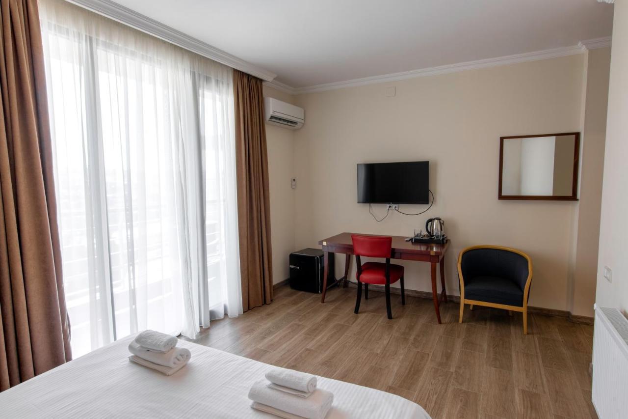 Hotel Beaumonde Garden Tbilisi Exterior foto